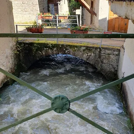 Au Fil De L'eau Frühstückspension Cerdon (Ain)